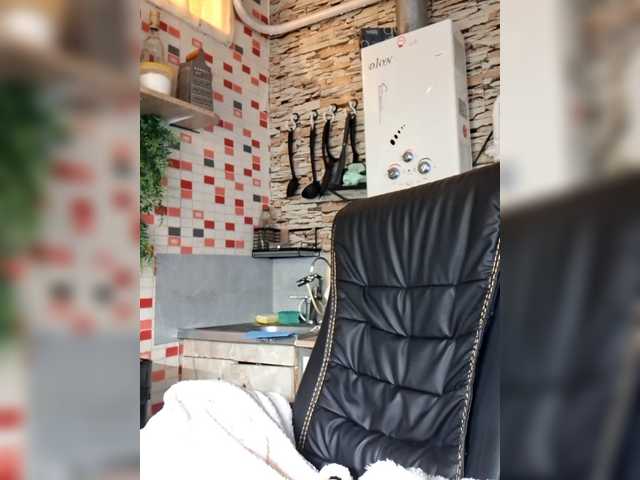 Entrez le videochat erotique avec le
modèle murr-kitty murr-kitty