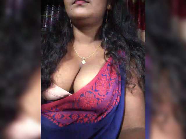 Hot-Anjolia webcam