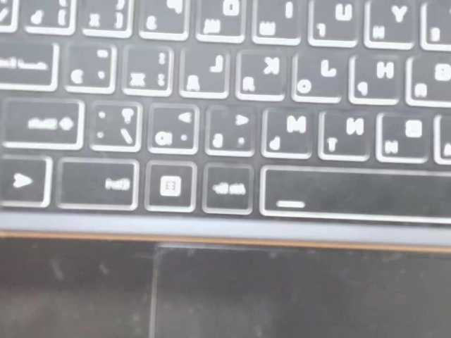 Entra en el chat con el modelo AlexAndPole AlexAndPole