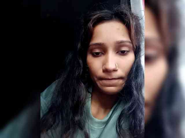 Meherin-Afra6 webcam