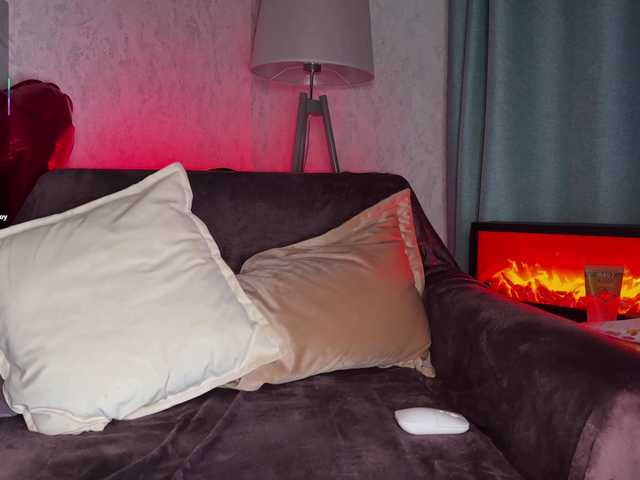 Vai a chattare su PinkFoxya PinkFoxya