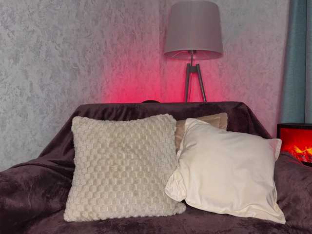 Entra en el chat con el modelo PinkFoxya PinkFoxya