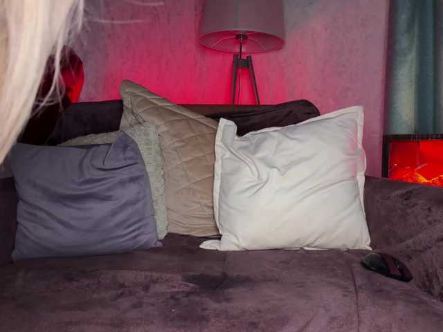 Vai a chattare su PinkFoxya PinkFoxya