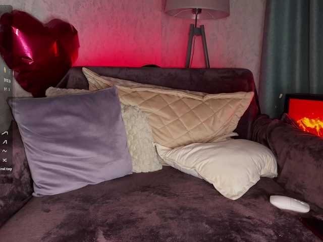 Vai a chattare su PinkFoxya PinkFoxya