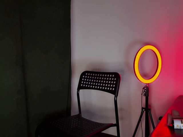 go to chat with PinkFoxya