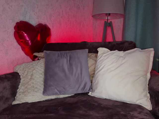 Entra en el chat con el modelo PinkFoxya PinkFoxya