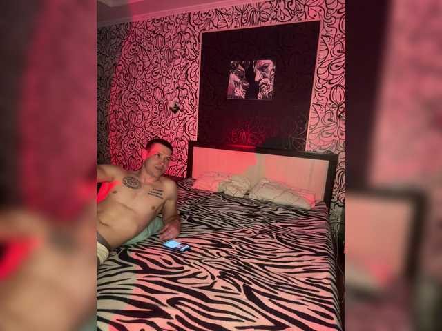 Entrez le videochat erotique avec le
modèle theadebuenoo theadebuenoo