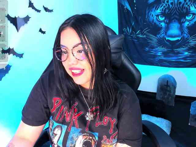 Nicol_Ruizz webcam
