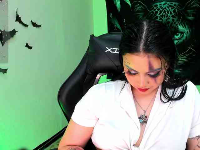 Nicol_Ruizz webcam