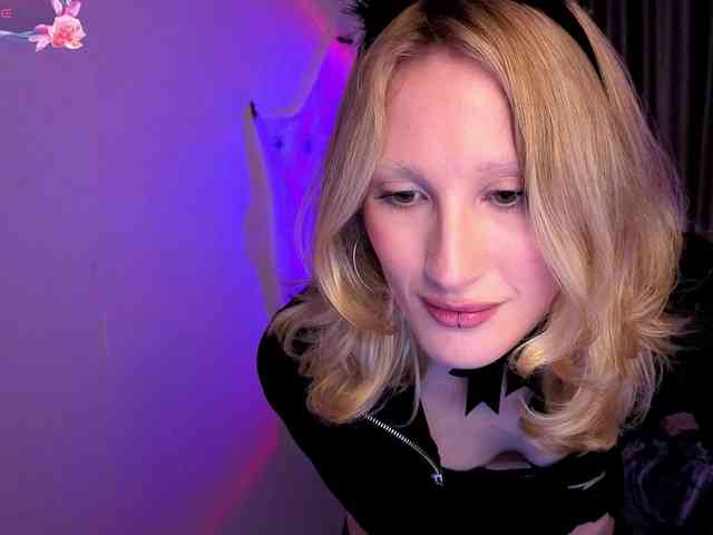LexieSun webcam