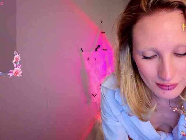 LexieSun webcam