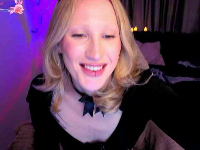 LexieSun webcam