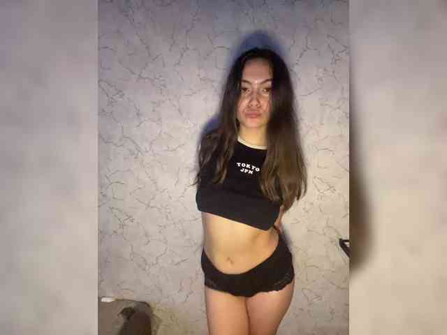 kiskamaaaaa webcam