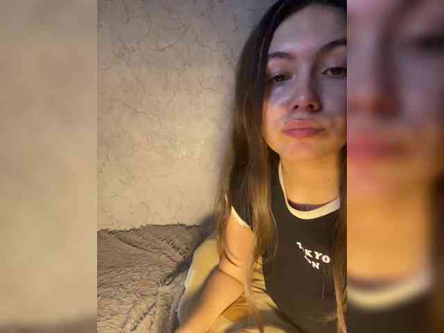 kiskamaaaaa webcam