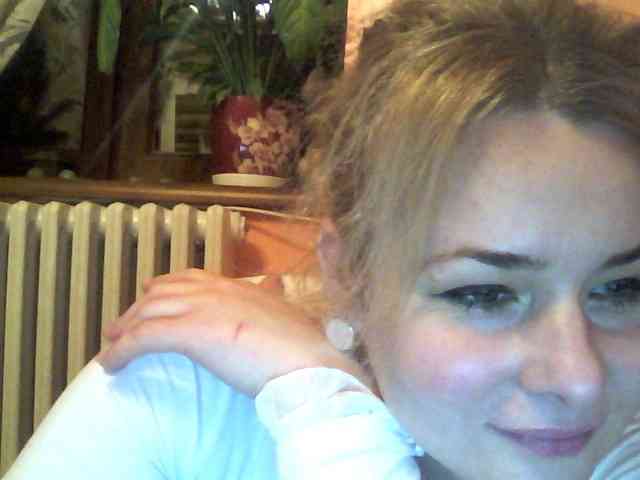 HollyLaPretty webcam