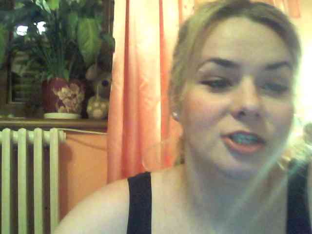 HollyLaPretty webcam