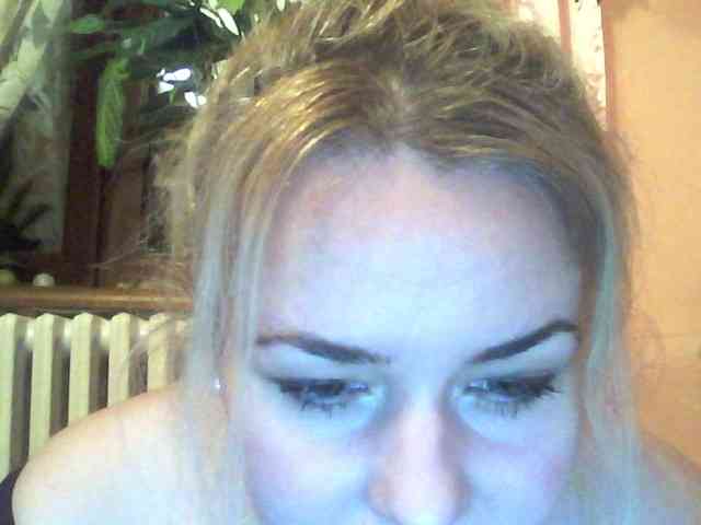 HollyLaPretty webcam