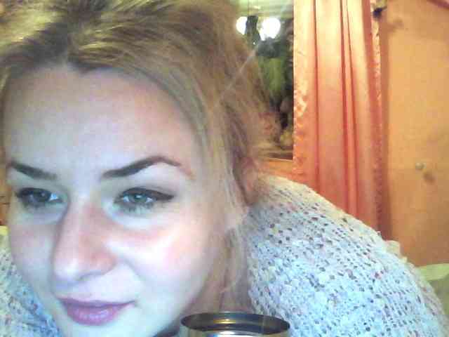 HollyLaPretty webcam