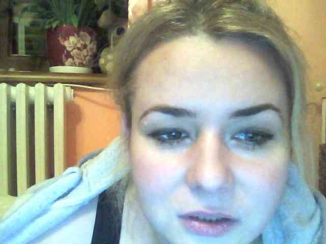 HollyLaPretty webcam