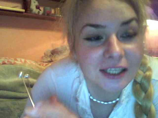 HollyLaPretty webcam