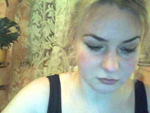 HollyLaPretty webcam