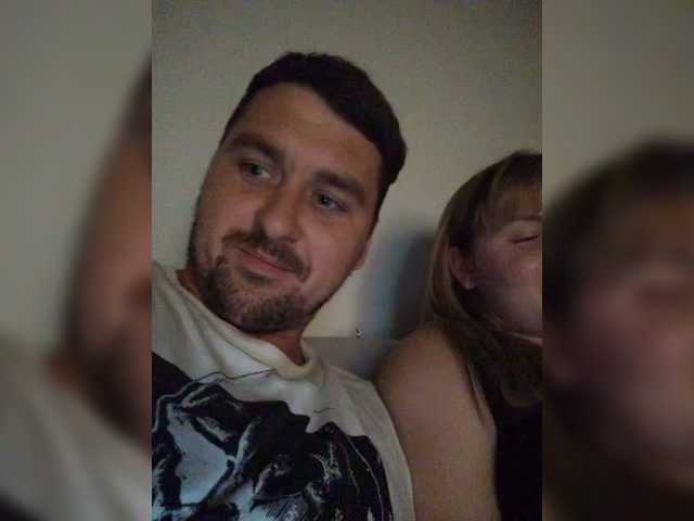 NaughtyTwins webcam