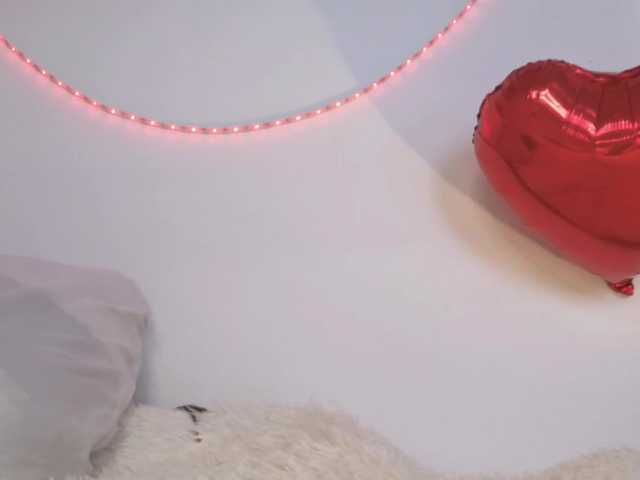 Vai a chattare su -Miray- -Miray-