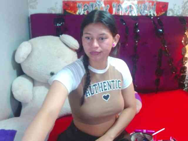 LillyEvans webcam