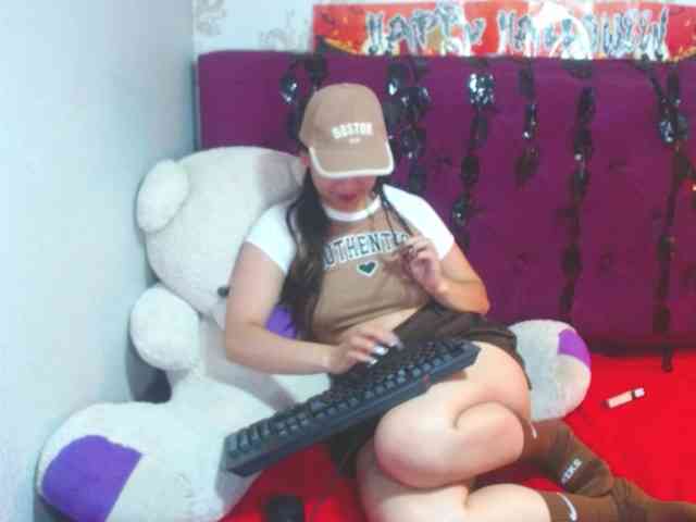 LillyEvans webcam