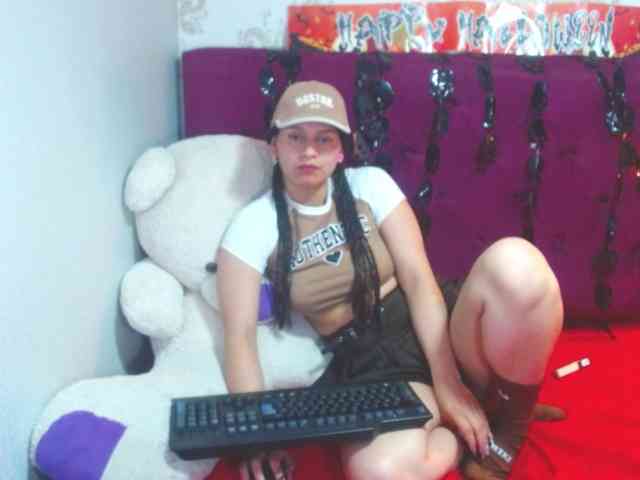 LillyEvans webcam