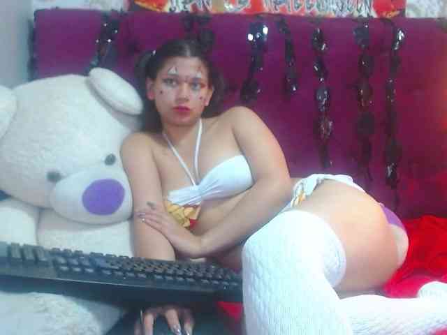 LillyEvans webcam