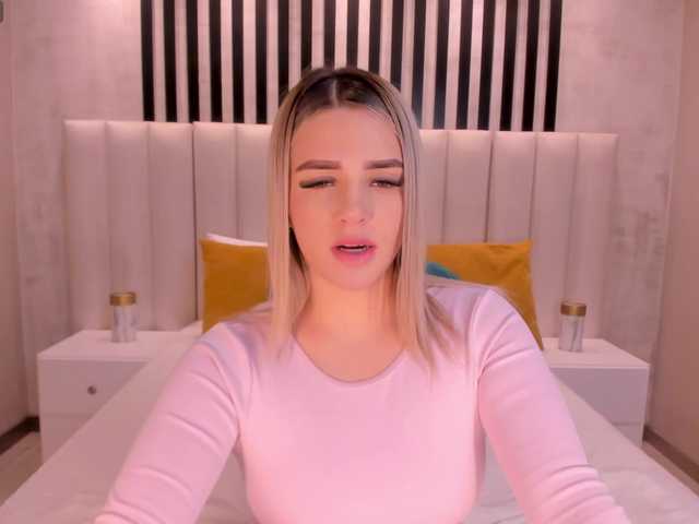 NatalyLeBlanc webcam