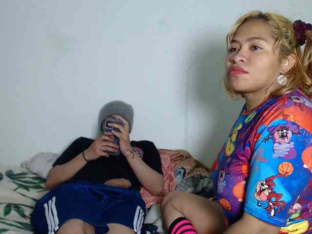 Latin-caliente webcam