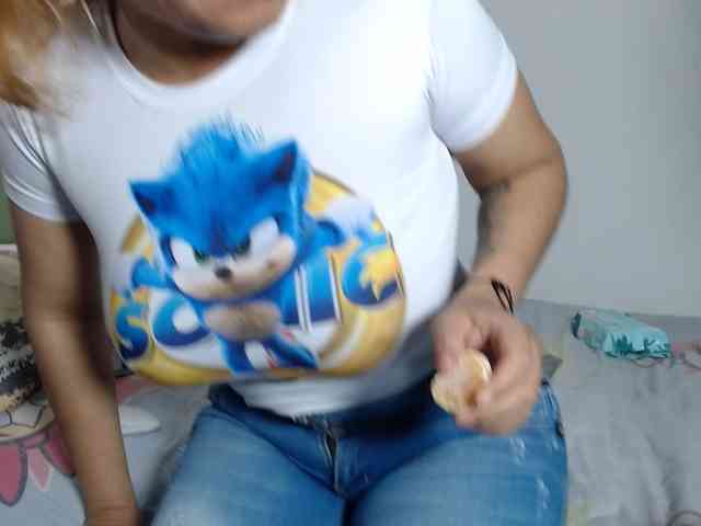 Latin-caliente webcam