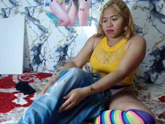 Latin-caliente webcam