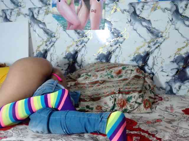 Latin-caliente webcam