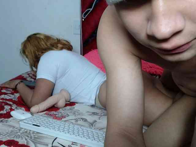 Latin-caliente webcam