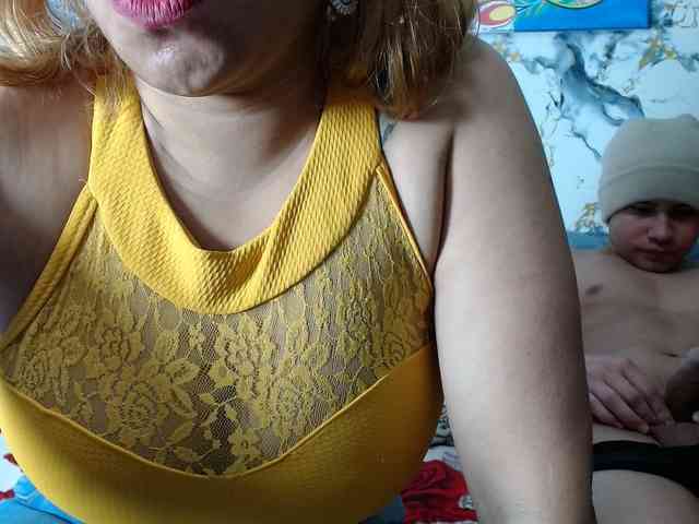 Latin-caliente webcam