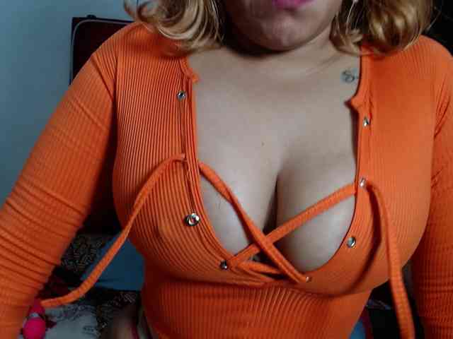 Latin-caliente webcam