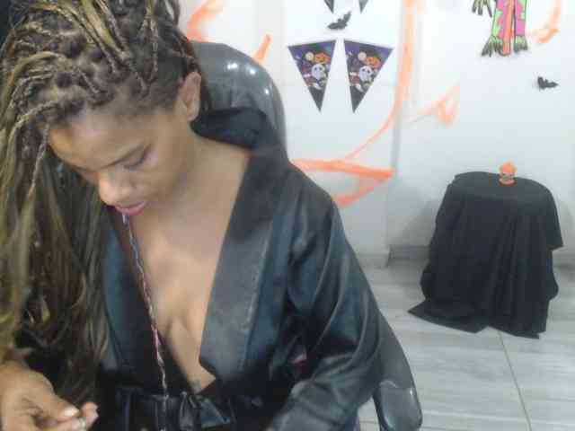 kuky-curly webcam
