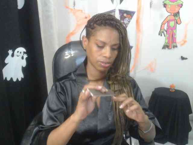 kuky-curly webcam