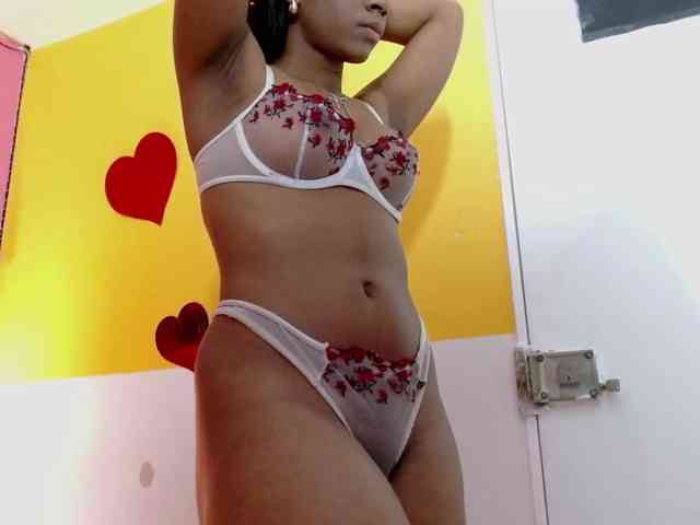 madihlove303av webcam