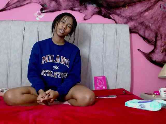 madihlove303av webcam