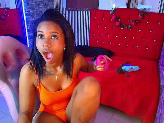 madihlove303av webcam