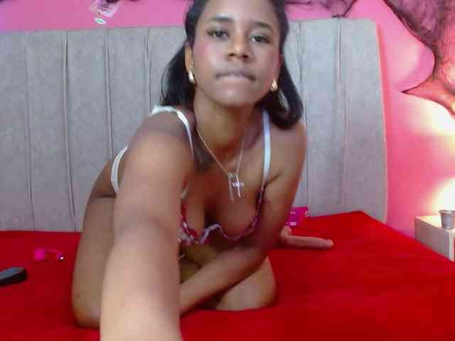 madihlove303av webcam