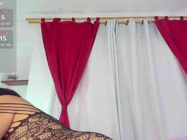 VALERYY-ROSE webcam