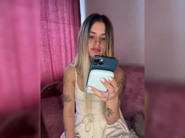 babegirl webcam