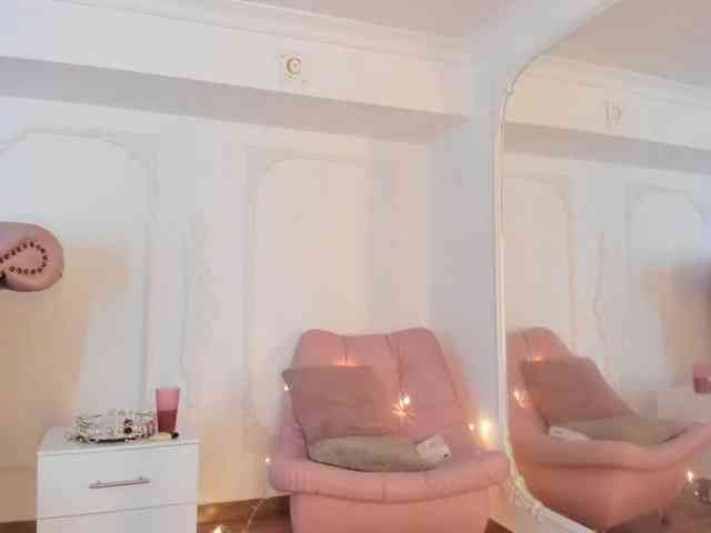 LucianaRoa webcam