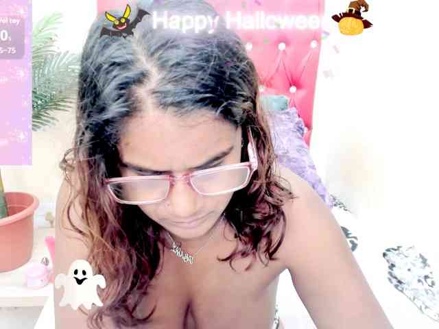 strawberrylips webcam