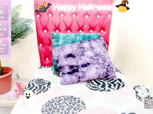 strawberrylips webcam